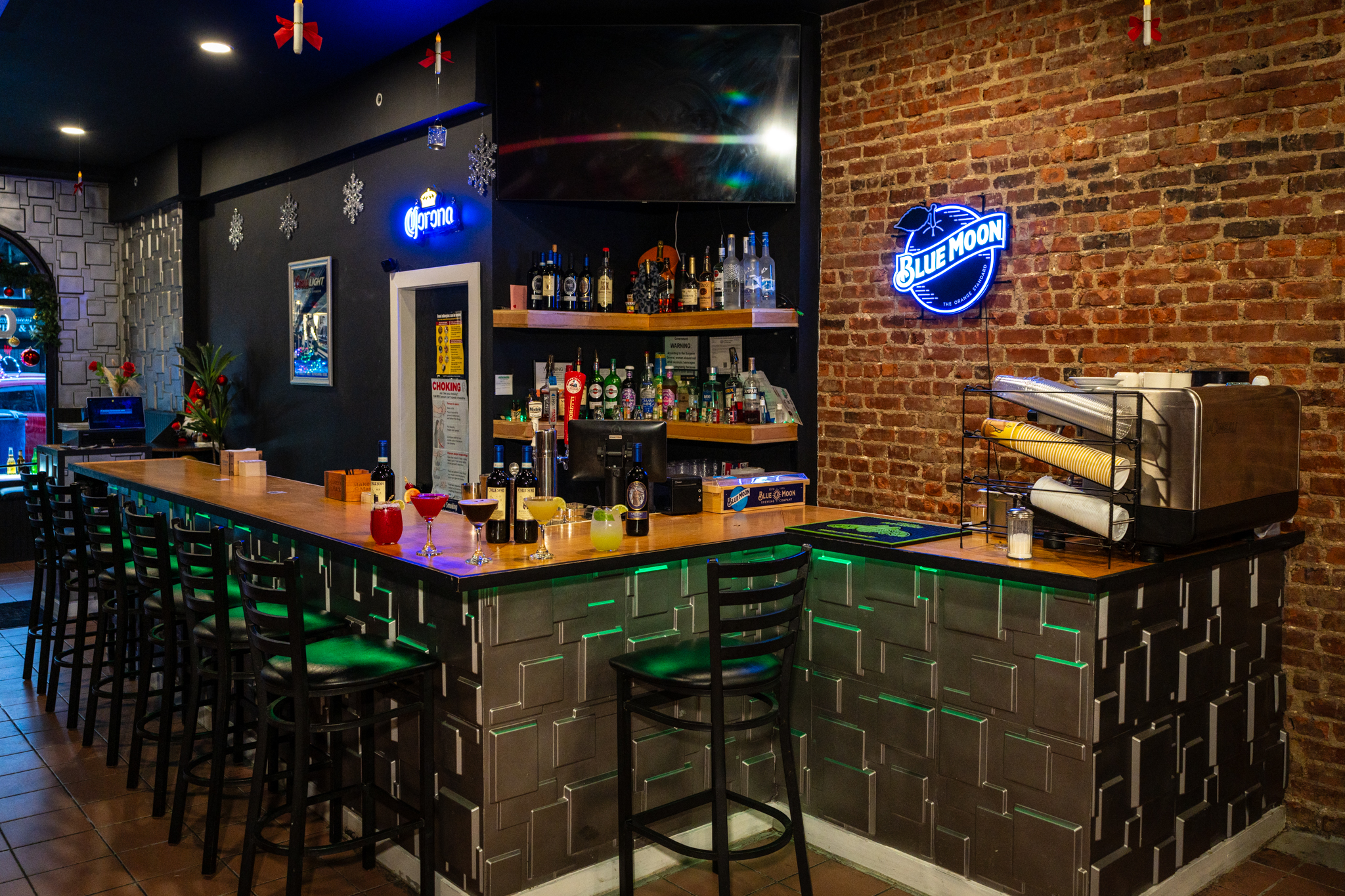 Interior Bar